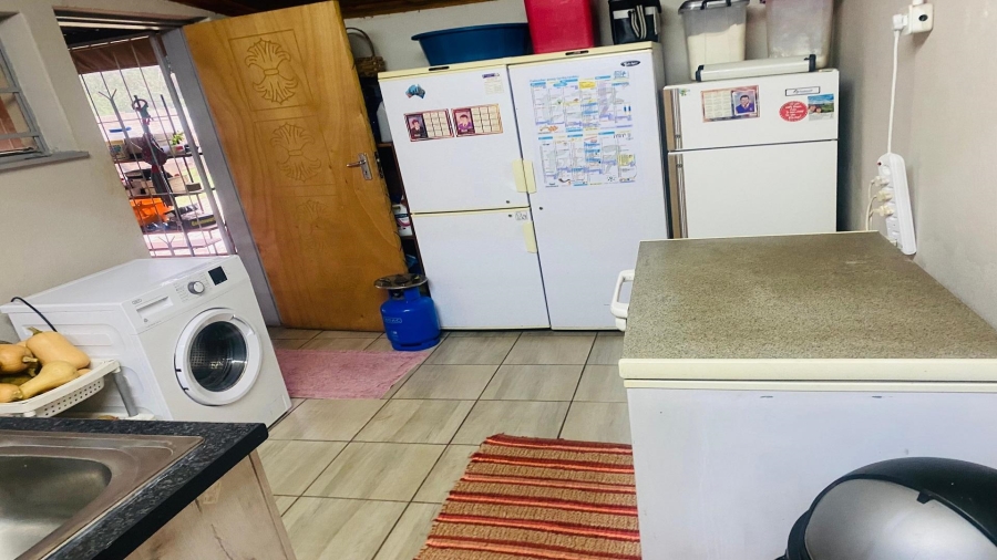 3 Bedroom Property for Sale in Vaalpark Free State